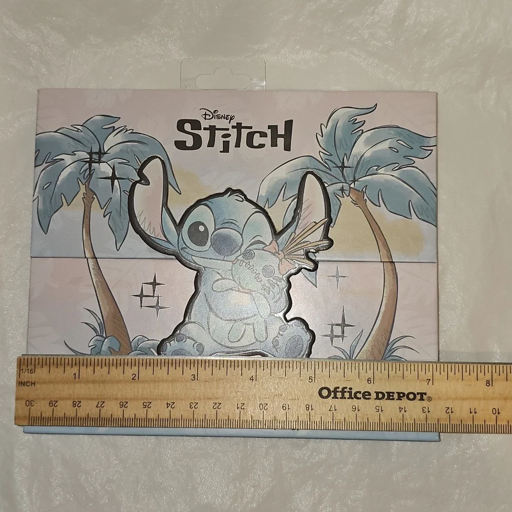 Disney Stitch Eyeshadow & Complexion Palette